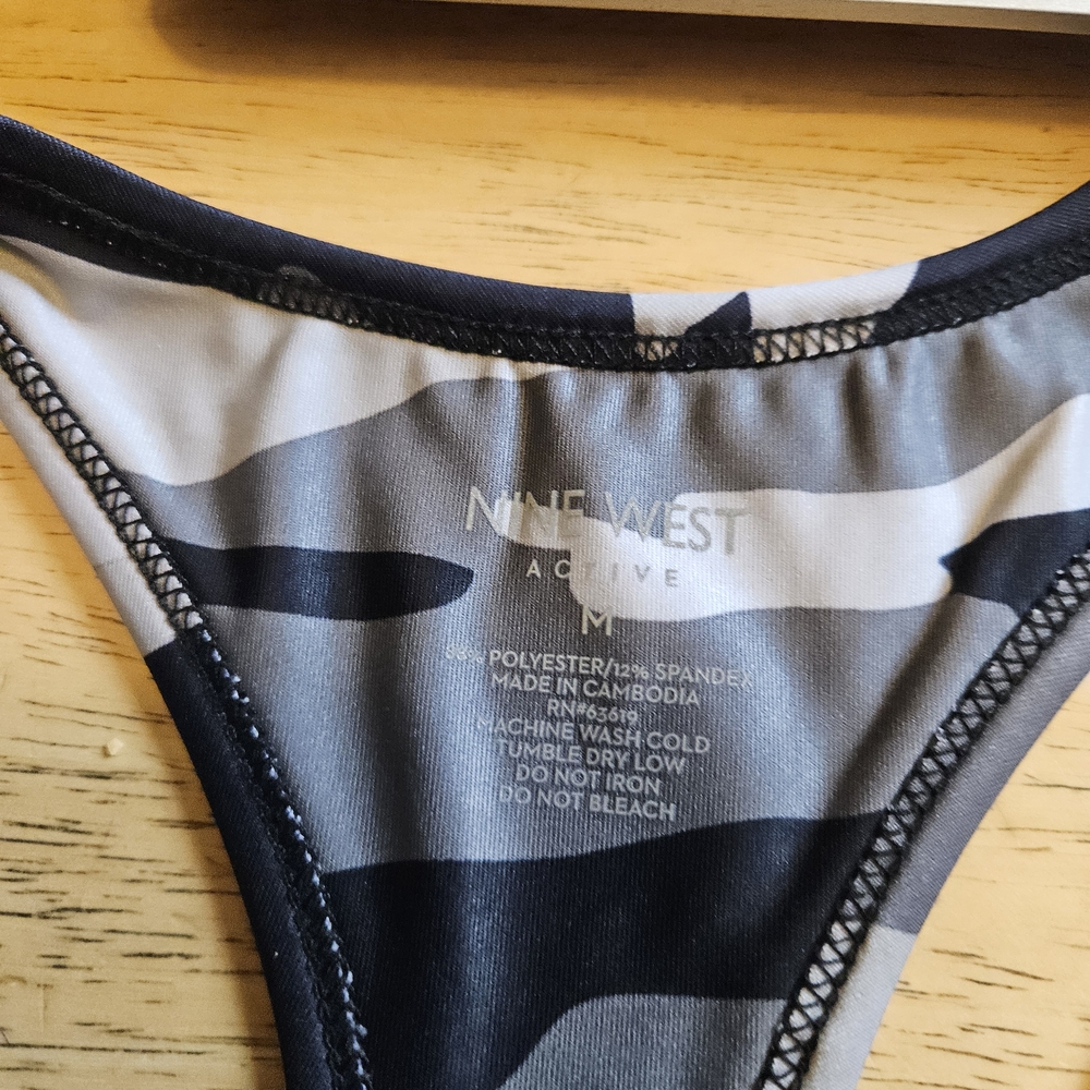 Nine West Active Camo Sports Bra Lot 2 Racerback Medium Built Bra Lounge ws64 - Picture 4 of 6